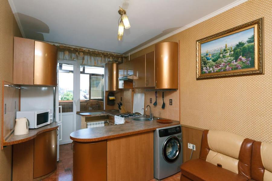 Apartment On Volodymirska 73 Street Kiev Exteriör bild